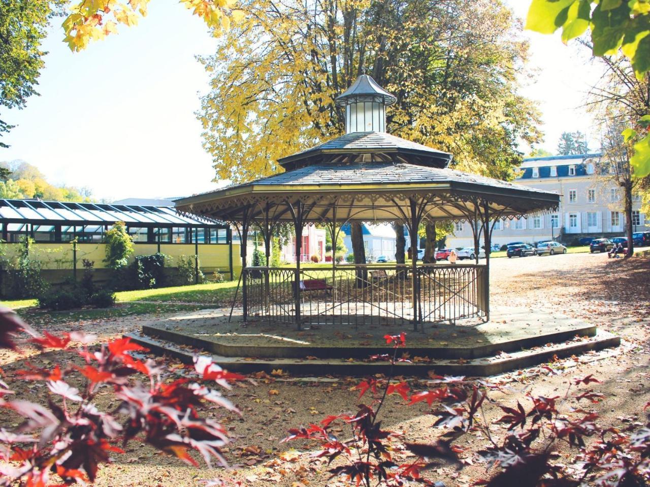 Grand Hotel De Bourbon-Lancy - Spa Et Restaurant - Logis Esterno foto