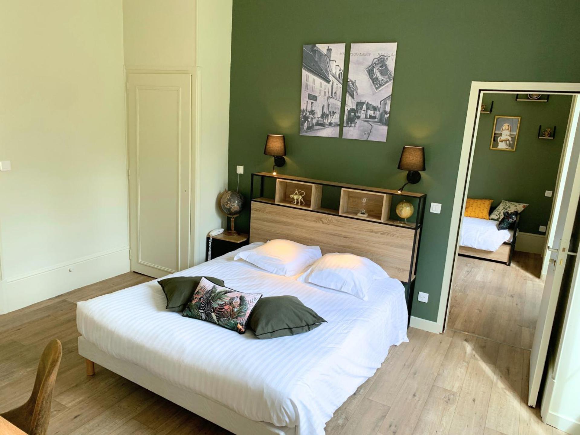 Grand Hotel De Bourbon-Lancy - Spa Et Restaurant - Logis Esterno foto